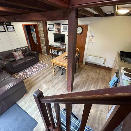 Penybryn Cottages Aberdare Bagian luar foto