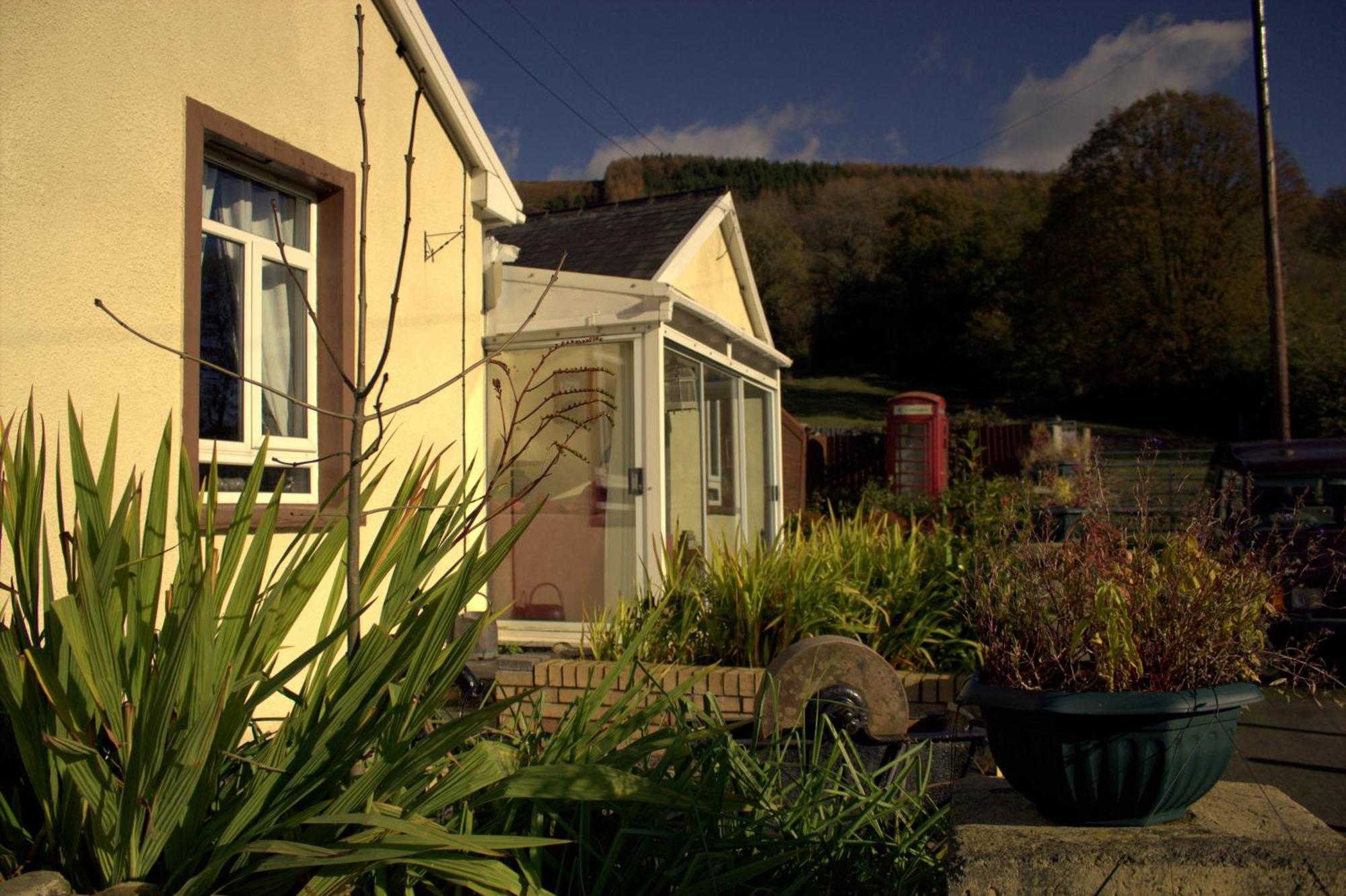 Penybryn Cottages Aberdare Bagian luar foto